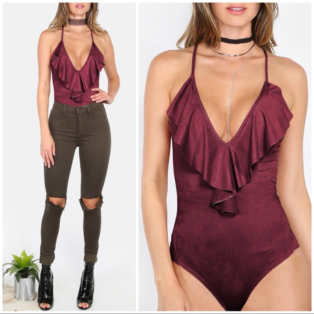 🚨—SOLD—🚨 Deep V Burgundy Ruffle Bodysuit